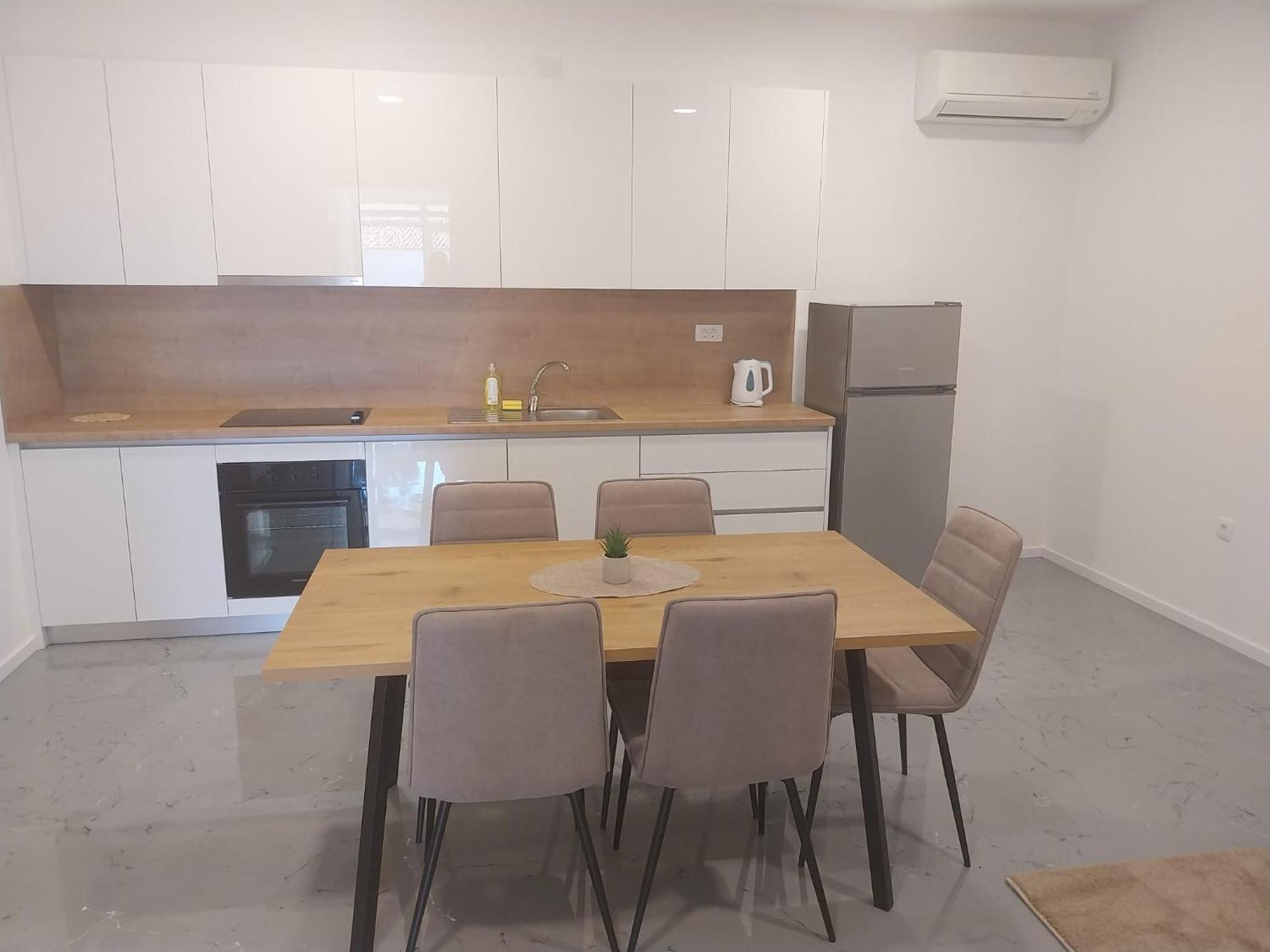 Apartmani I Sobe Grga Starigrad Paklenica Exterior photo