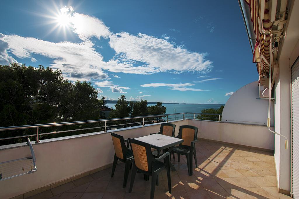 Apartmani I Sobe Grga Starigrad Paklenica Exterior photo