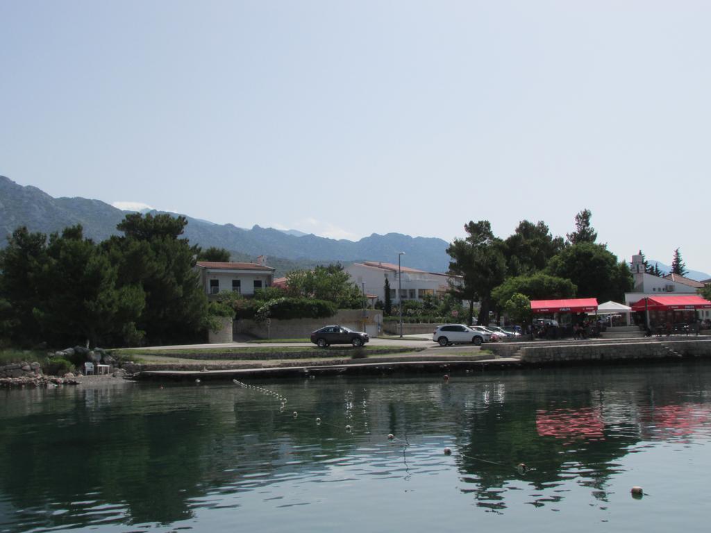 Apartmani I Sobe Grga Starigrad Paklenica Exterior photo